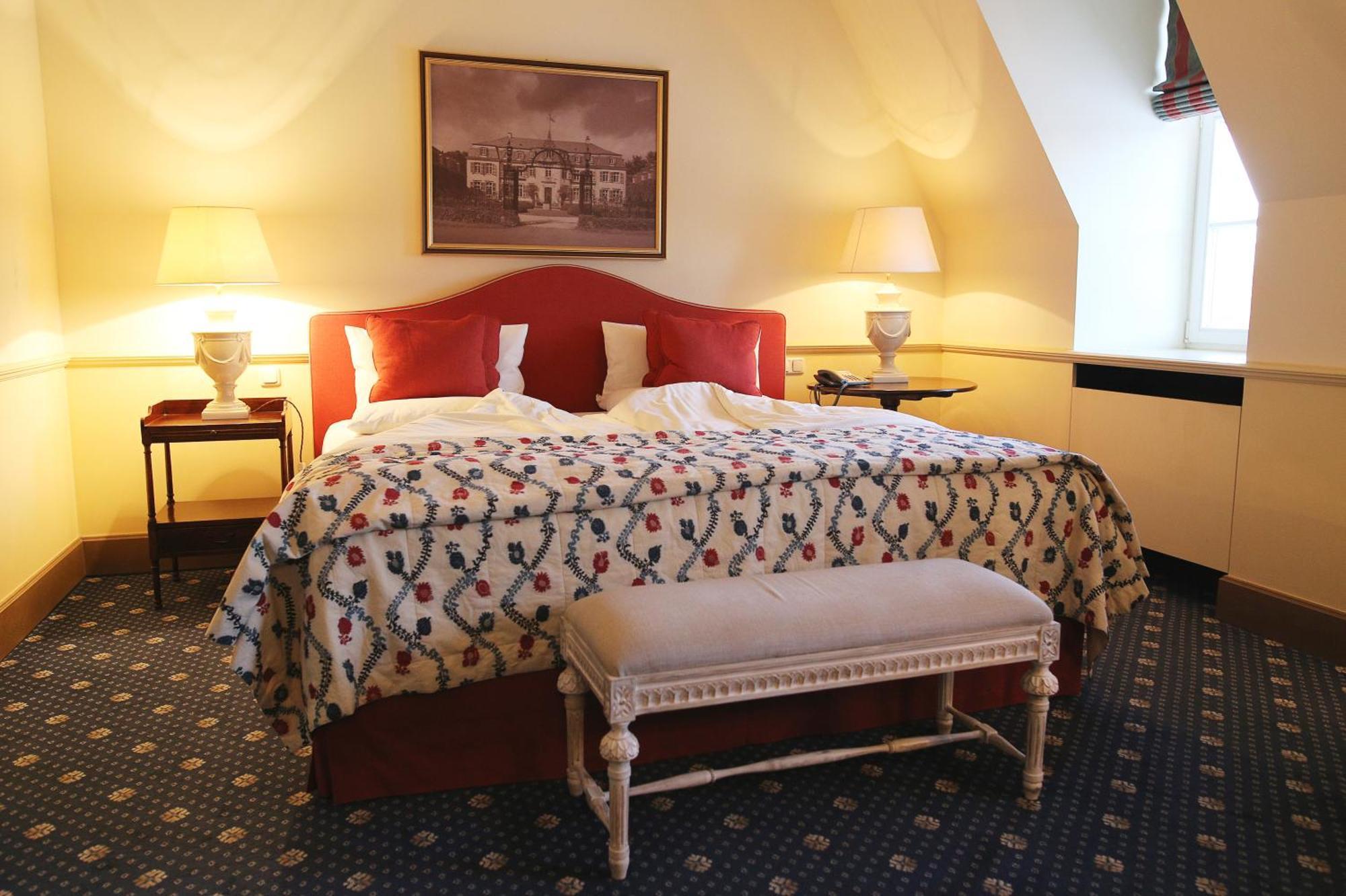 Hotel Chateau Bela Ruang foto