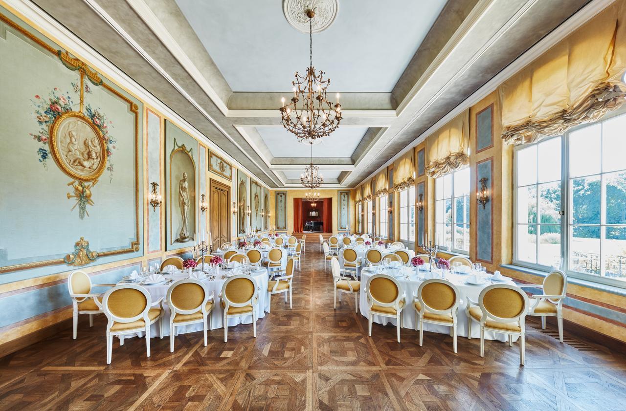 Hotel Chateau Bela Bagian luar foto