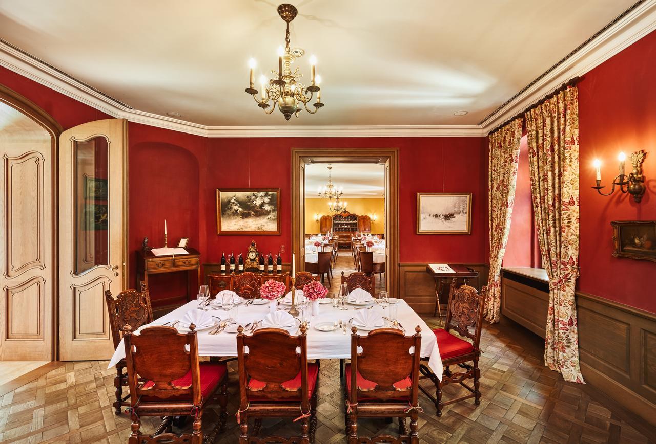 Hotel Chateau Bela Bagian luar foto